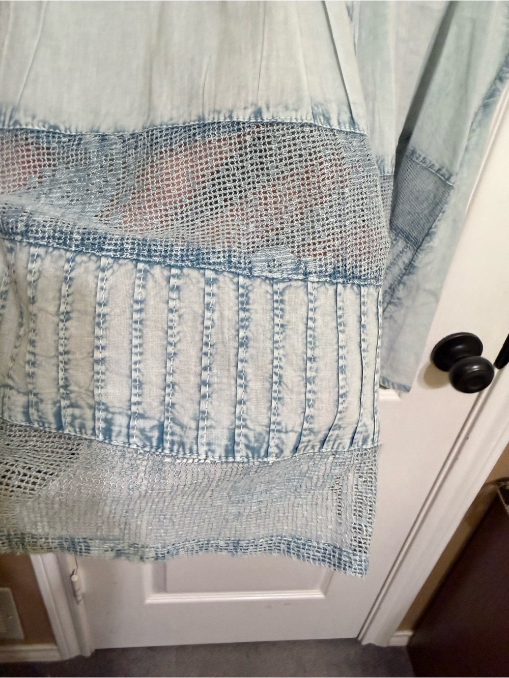 H116 New POL L ptp 25 Light Blue Layered Lace Sleeveless Top - Picture 4 of 11